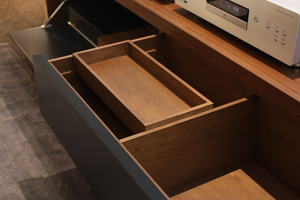 CONDE HOUSE：「アティラ LUX」ローボード