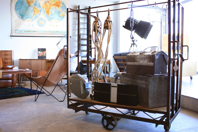 スタイリッシュCDミニコンポ「X-SMC22-S」