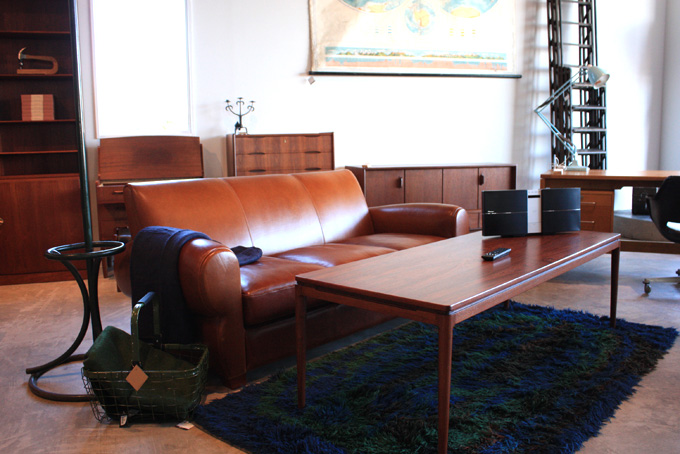 スタイリッシュCDミニコンポ「X-SMC22-S」